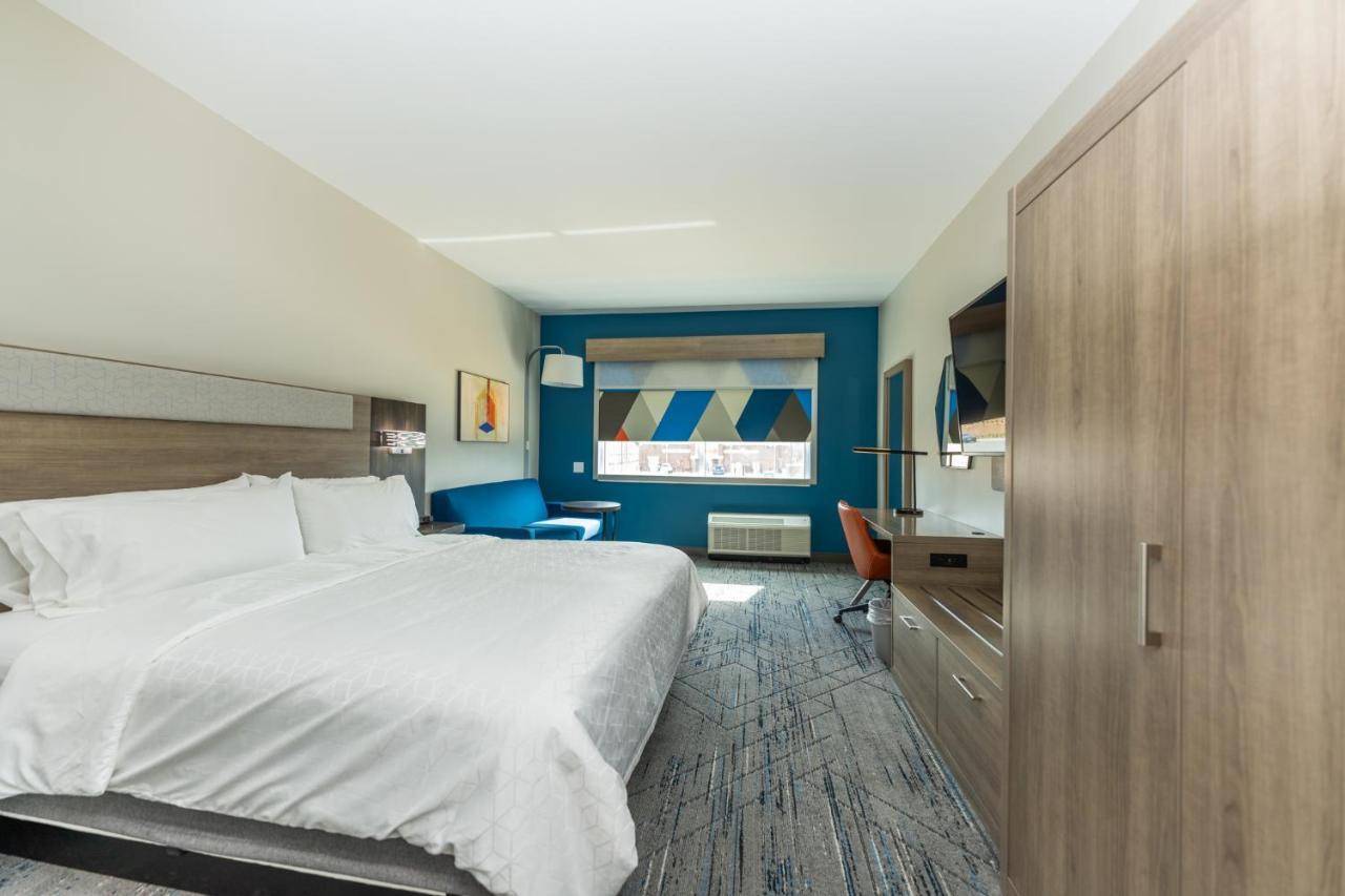 Holiday Inn Express & Suites Charlottesville By Ihg Exterior foto